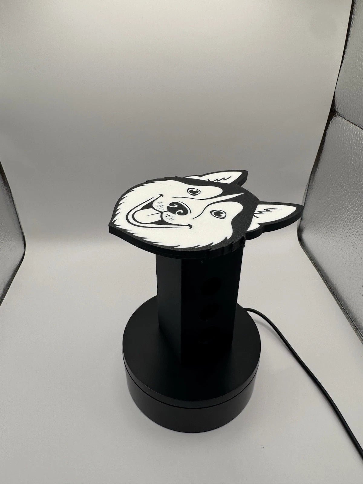 Siberian Husky Dog - Hitch Receiver Cover – Fits 2” – Multiple Designs Available