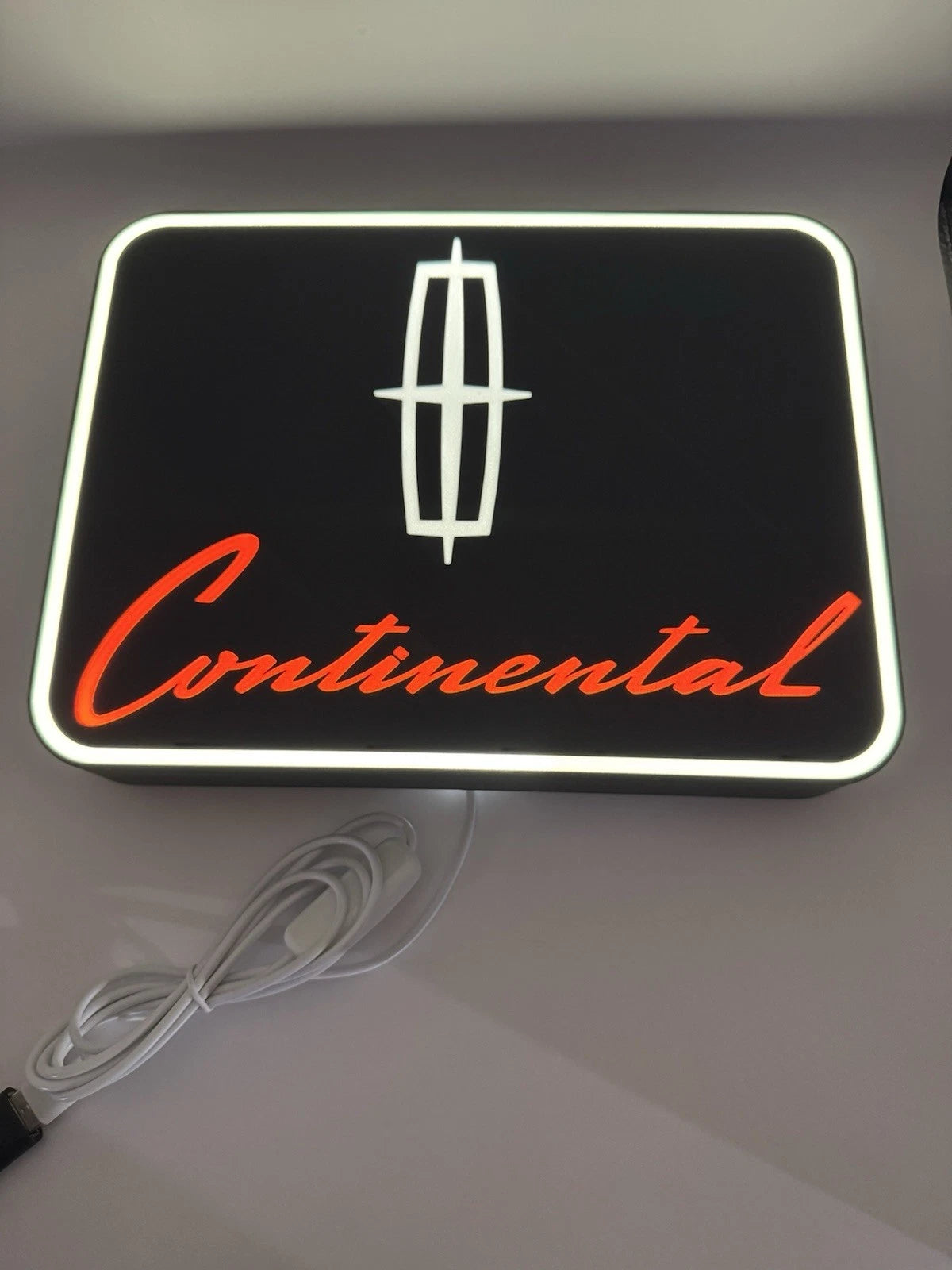 Lincoln Continental Light Up LED Neon Sign Vintage Cars Man Cave Collectors Ford