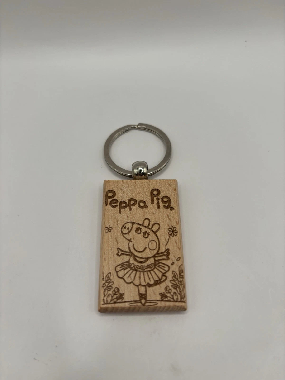 Laser Engraved Wooden Peppa Pig Keychain – Cute Cartoon Gift for Kids