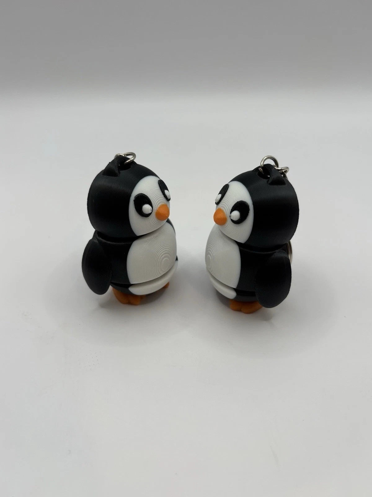 Black/White Penguin Fidget Keychain