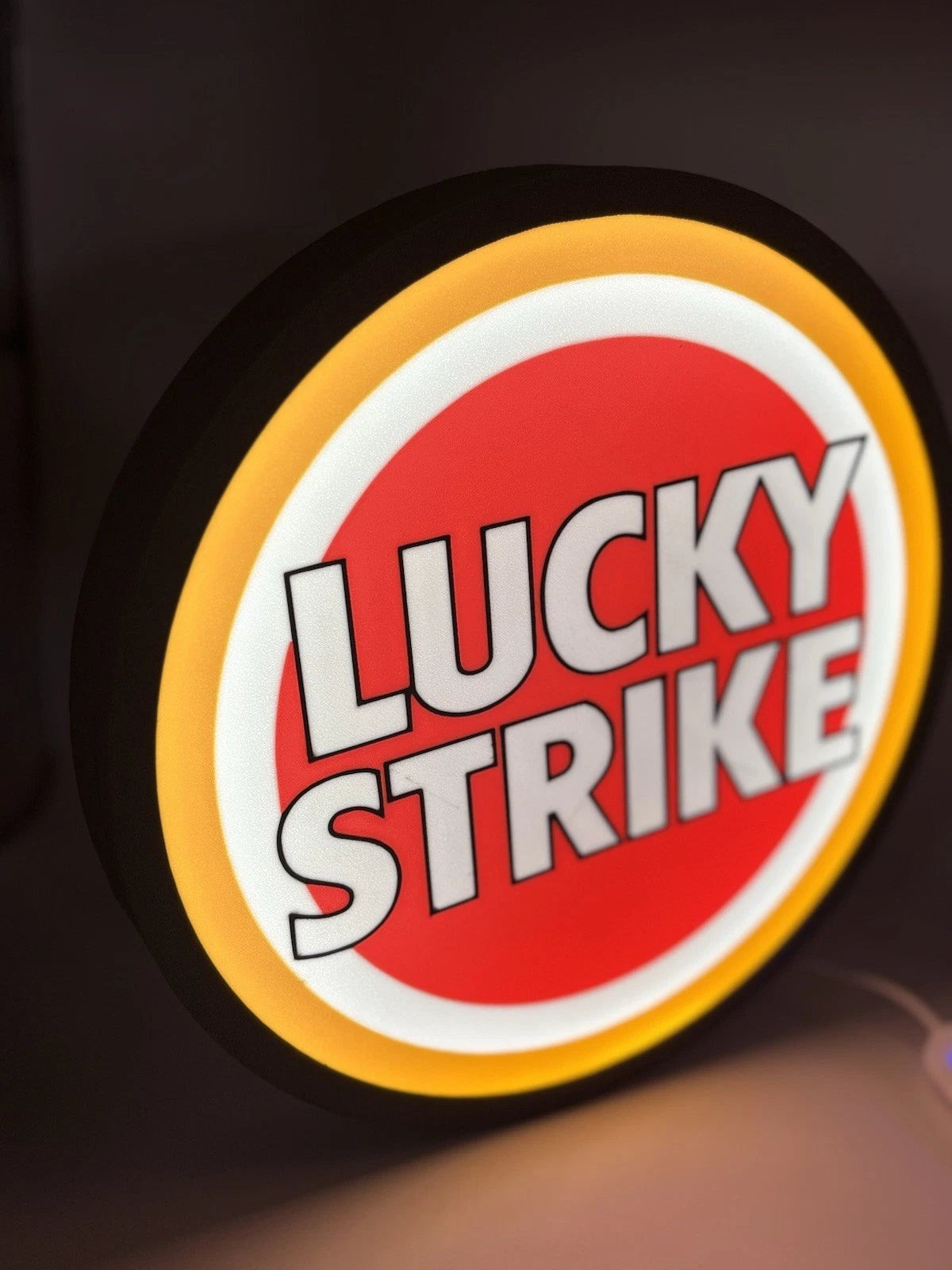 Lucky Strike - Light Up LED Sign With USB Plug - Tobacco Cigarette Lighters NEW