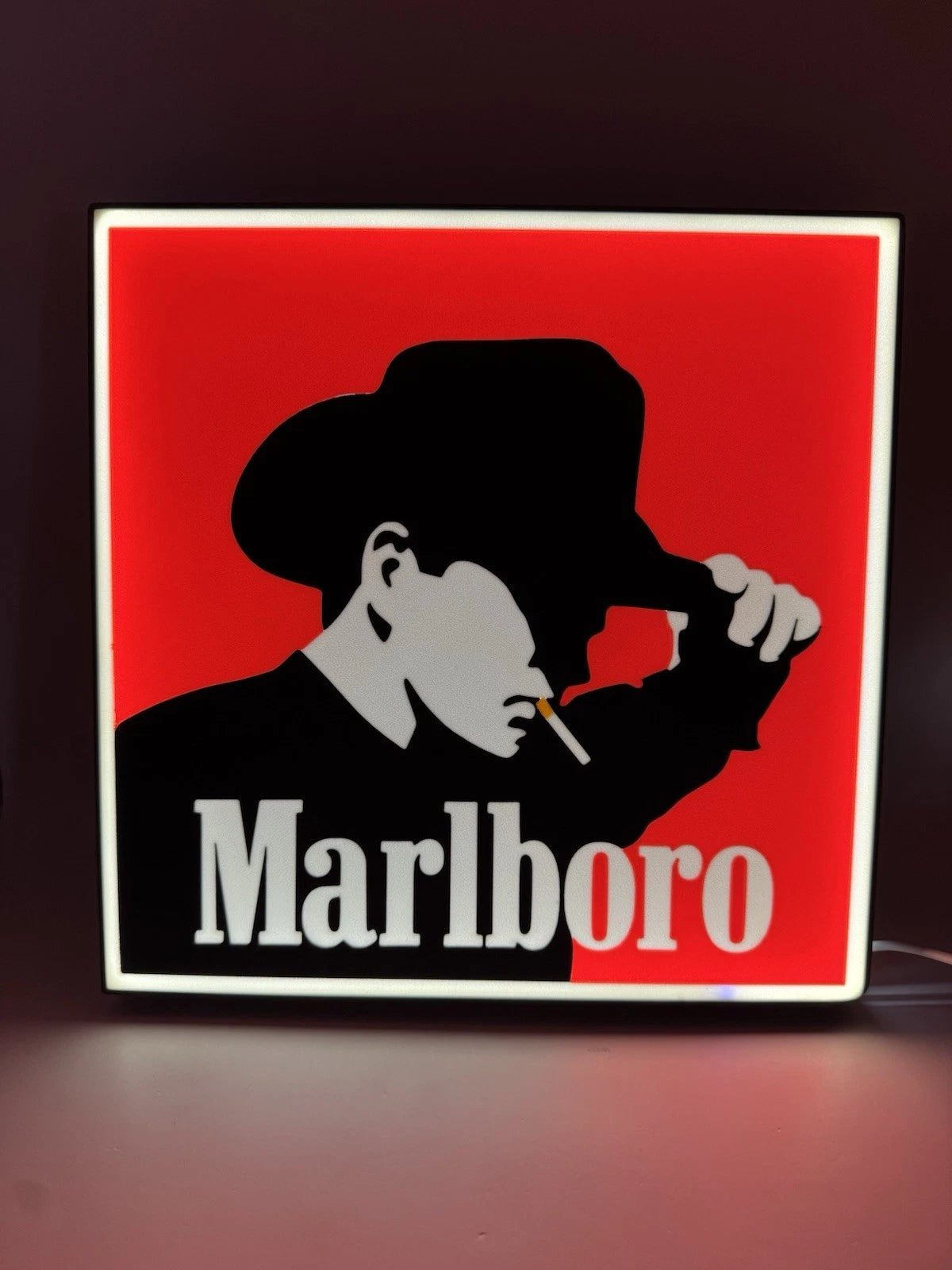Marlboro Man -  Light Up LED Sign - Cowboy Reds Zippo Ashtray Lighter Rolling